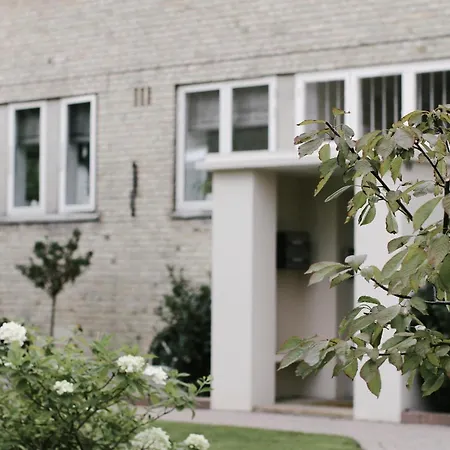 Nice 1-bed In Peaceful Surroundings